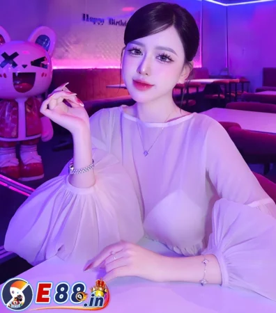 CEO Trần Hà Linh Là Ai? Hành Trình Xây Dựng Thương Hiệu E88 Uy Tín - Yexor